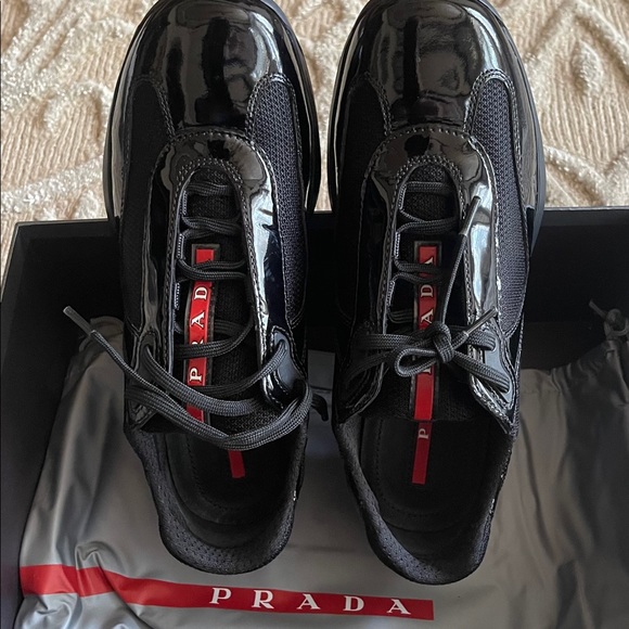 Prada Milano - Picture 2 of 11